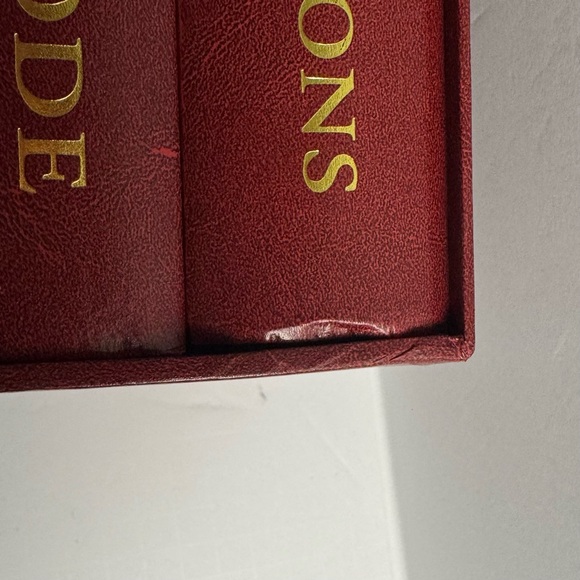 Dan Brown Book Set The Da Vinci Code and Angels & Demons - Picture 6 of 6